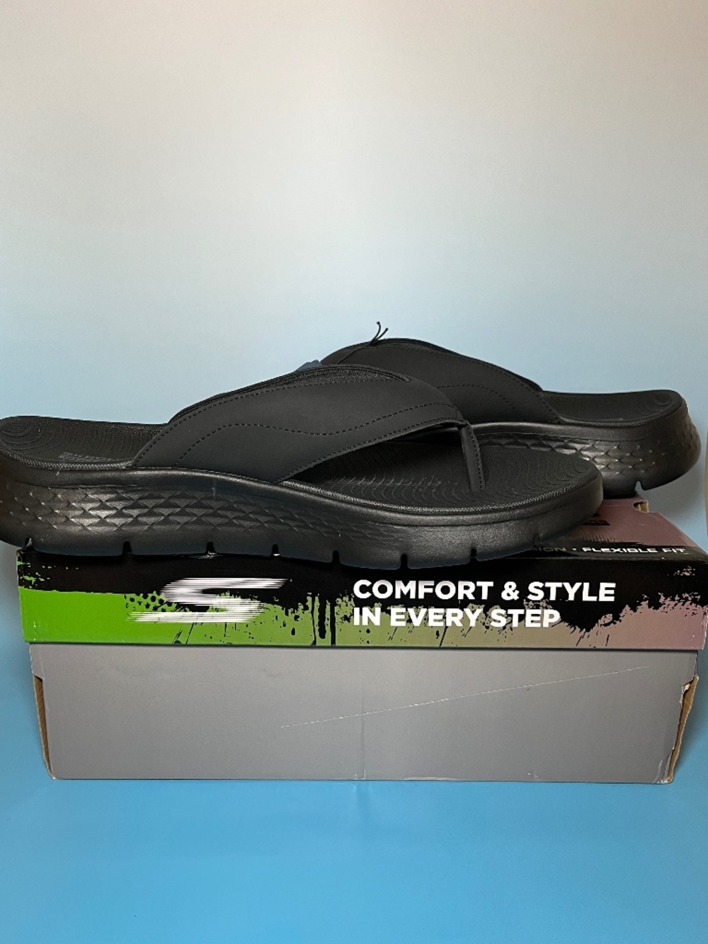Skechers Men's GO WALK Flex - Size 13 RETAIL $60